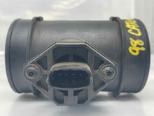 Load image into Gallery viewer, Mass Air Flow Sensor Meter Maf Cadillac Catera 1998 - NW4442
