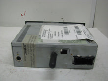 Load image into Gallery viewer, RADIO KIA SEDONA 2003 04 05 AM FM CD - 56861
