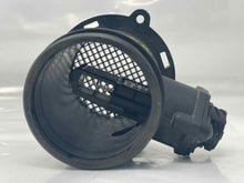 Load image into Gallery viewer, Mass Air Flow Sensor Meter Maf Mercedes-Benz SL500 1996 - NW5347
