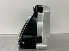 Load image into Gallery viewer, Speedometer Cluster Nissan Versa 2009 - NW160302
