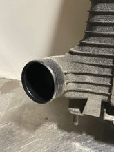 Load image into Gallery viewer, INTERCOOLER SAAB 9-5 1999 99 2000 00 2001 01 02 03 V6 - NW106370
