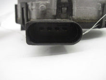 Load image into Gallery viewer, WIPER MOTOR Mazda 3 2004 04 2005 05 2006 06 - 576084
