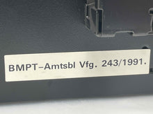 Load image into Gallery viewer, Radio  MERCEDES E-CLASS 1994 - NW138774
