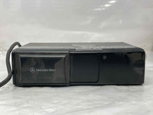 Load image into Gallery viewer, CD CHANGER ML320 ML 350 ML 500 ML55 2002 02 03 04 05 - NW138895

