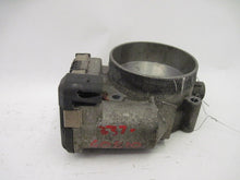 Load image into Gallery viewer, THROTTLE BODY Audi A6 RS4 A8 A6 01 02 03 04 05 06 - 09 - 579082
