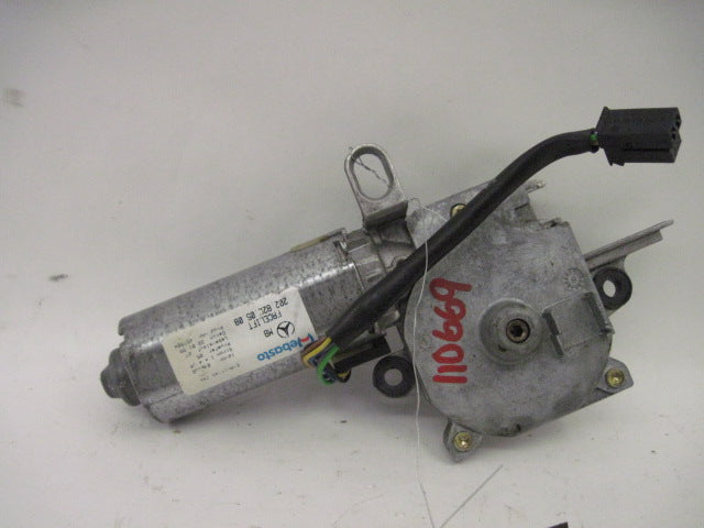 SUN ROOF MOTOR 1999 99 Mercedes C280 - 580531