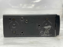 Load image into Gallery viewer, CD Changer Audi TT 2000 00 2001 01 02 03 04 05 06 - NW136214
