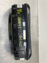 Load image into Gallery viewer, SPEEDOMETER CLUSTER Audi A4 2004 04 2005 05 - NW159437
