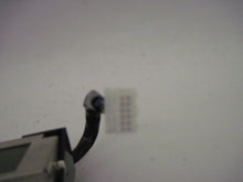 Load image into Gallery viewer, RADIO LCD SCREEN Mazda 3 2004 04 2005 05 - 583765
