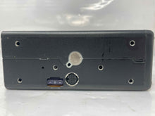 Load image into Gallery viewer, CD CHANGER Range Rover 1995 95 1996 96 1997 97 98 99 - NW139401
