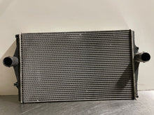 Load image into Gallery viewer, INTERCOOLER Volvo S60 S70 S80 V70 1999 99 2000 00 01 02 - NW106452
