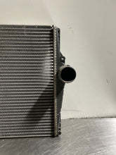 Load image into Gallery viewer, INTERCOOLER Volvo S60 S70 S80 V70 1999 99 2000 00 01 02 - NW106452
