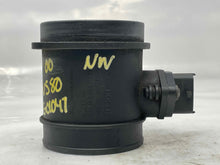 Load image into Gallery viewer, Mass Air Flow Sensor Meter MAF Volvo S80 99 00 01 - NW5772
