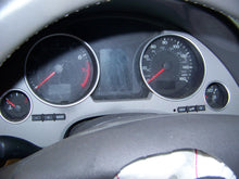 Load image into Gallery viewer, SPEEDOMETER CLUSTER Audi A4 2005 05 2006 06 - NW159491
