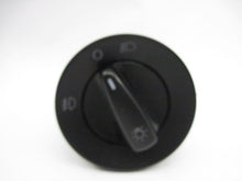 Load image into Gallery viewer, Headlight Switch Volkswagen Passat 2001 01 - 587485
