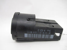 Load image into Gallery viewer, Headlight Switch Volkswagen Passat 2001 01 - 587485
