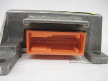 Load image into Gallery viewer, AIR BAG COMPUTER Discovery 1999 99 2000 00 2001 01 02 - 593916
