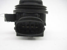 Load image into Gallery viewer, IGNITION COIL Volvo S60 V70 C70 S70 XC90 99 00 01 - 08 - 593925
