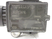 Load image into Gallery viewer, IGNITION COIL Volvo S60 V70 C70 S70 XC90 99 00 01 - 08 - 593925
