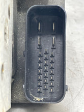 Load image into Gallery viewer, ABS COMPUTER Volvo S60 V70 S70 S80 99 00 01 02 03 - NW39140
