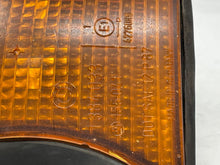 Load image into Gallery viewer, PARKLAMP 525i 530i 535i M5 89 90 91 92 93 94 95 Left - NW82240
