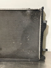 Load image into Gallery viewer, RADIATOR BMW 540I 850I 91 92 93 94 95 96 97 - NW132000
