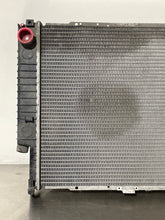 Load image into Gallery viewer, RADIATOR BMW 540I 850I 91 92 93 94 95 96 97 - NW132000
