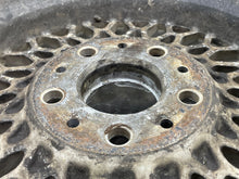 Load image into Gallery viewer, WHEEL Bmw 530i 540i 740i 93 - 95 15" Alloy Honeycomb - NW197953
