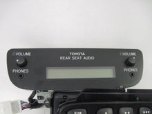 Load image into Gallery viewer, RADIO Toyota Sienna 2004 04 2005 05 AM/FM - 596464

