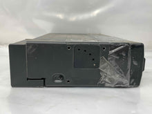 Load image into Gallery viewer, Cd Changer Mercedes SL320 SL500 SL600 1994 94 1995 95 1996 96 1997 97 1998 98 - NW139078
