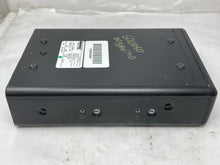 Load image into Gallery viewer, CD CHANGER BMW 740i 750i 1999 99 00 01 - NW136609
