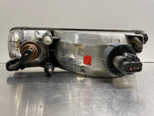 Load image into Gallery viewer, HEADLIGHT LAMP ASSEMBLY Town Car 1995 95 1996 96 1997 97 Right - NW102110
