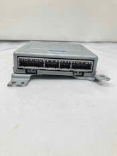 Load image into Gallery viewer, Temperature Control Computer Jaguar XK8 2000 00 2001 01 2002 02 2003 03 04 05 06 - NW33287

