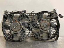 Load image into Gallery viewer, CONDESNER FAN ASSEMBLY Range Rover 95 96 97 98 99 - 02 - NW64437

