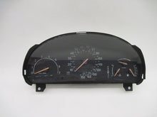 Load image into Gallery viewer, SPEEDOMETER CLUSTER SAAB 9-3 9-5 2000 00 2001 01 AUTO - 606470
