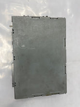 Load image into Gallery viewer, Radio Cadillac Catera 2000 - NW134401
