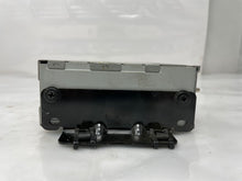 Load image into Gallery viewer, Radio Cadillac Catera 2000 - NW134401

