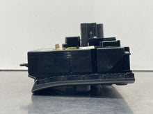 Load image into Gallery viewer, Temp Climate AC Heater Control Volvo S80 2005 05 - NW101701
