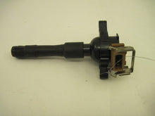 Load image into Gallery viewer, IGNITION COIL BMW 320i 850i M5 X5 Z3 Z8 1995 95 96 - 03 - 613276
