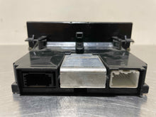 Load image into Gallery viewer, Radio Display Volvo S40 2004 04 2005 05 2006 06 - NW140299
