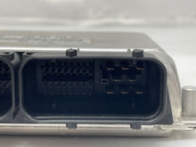 Load image into Gallery viewer, ECU ECM COMPUTER Passat 2002 02 - NW62851
