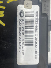 Load image into Gallery viewer, Vacuum Pump  MERCEDES CLK 2000 - NW189250
