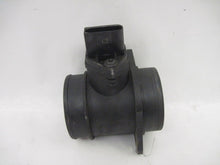 Load image into Gallery viewer, Mass Air Flow Sensor Meter MAF A4 TT Beetle Golf Golf Cabriolet 00-07 - 616451
