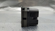 Load image into Gallery viewer, INFO SCREEN Saab 9-5 2004 04 2005 05 - NW105857

