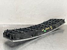 Load image into Gallery viewer, GRILLE Audi A6 2002 02 2003 03 2004 04 Center - NW98019
