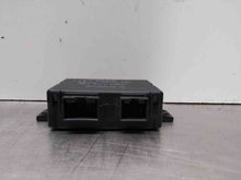 Load image into Gallery viewer, Navigation Computer XJ8 2000 00 2001 01 2002 02 2003 03 - NW377262
