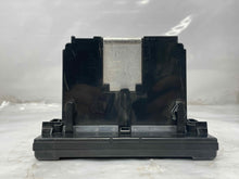 Load image into Gallery viewer, Radio Display Volvo S40 2004 04 2005 05 2006 06 - NW140300
