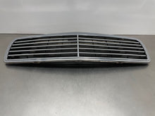 Load image into Gallery viewer, GRILL Mercedes E300D E320 E55 1996 96 1997 97 98 99 - NW98515
