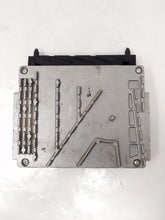 Load image into Gallery viewer, TRANSMISSION COMPUTER Volvo S60 V70 XC90 05 06 07 - NW39221
