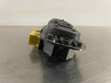Load image into Gallery viewer, FRONT DOOR WINDOW SWITCH Jaguar S Type 03 04 05 06 07 08 Left - NW56972
